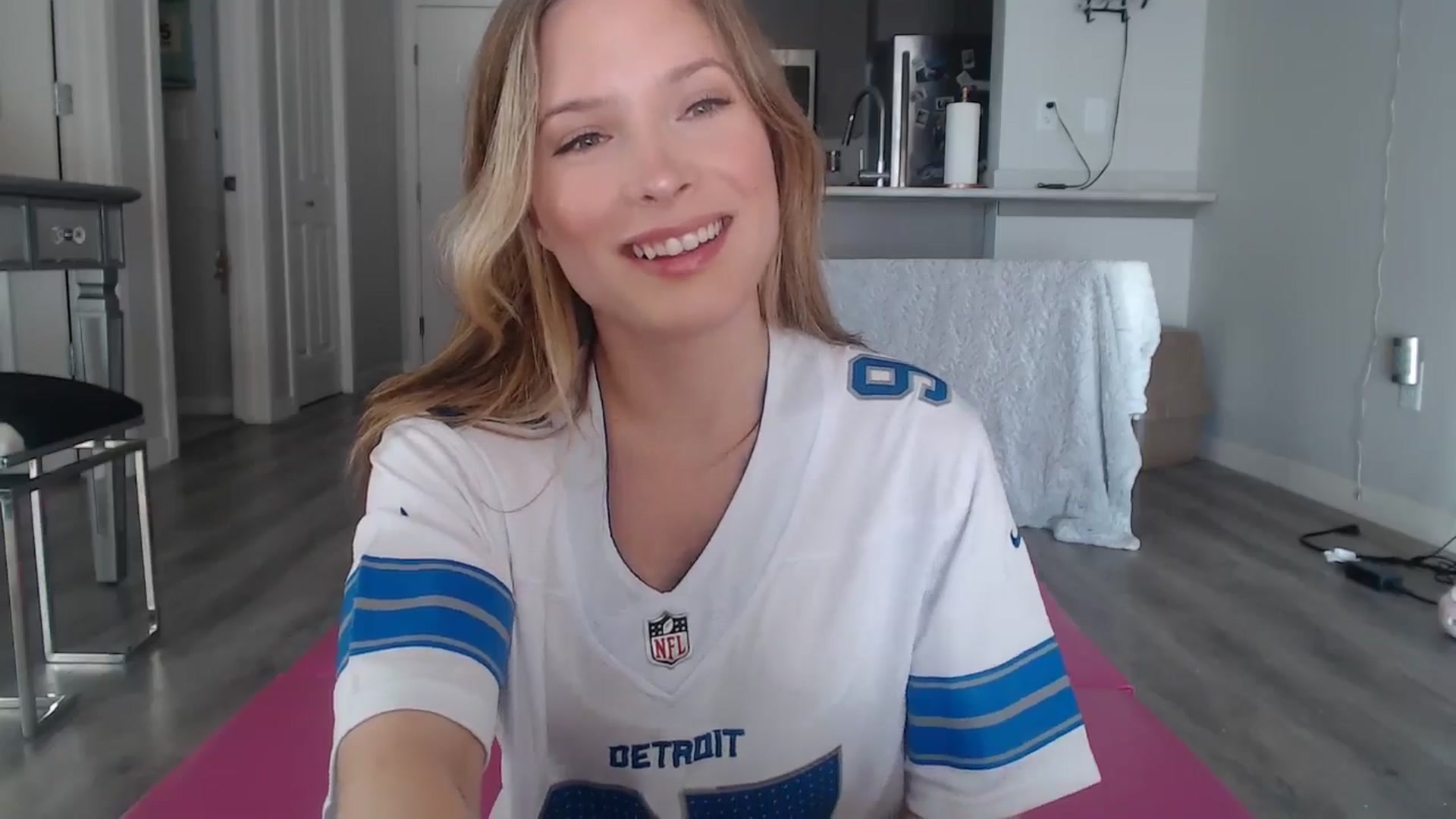 Gallery image thumbnail from AlexisWildest's myfreecams stream on, 01/18/2025, 21:20 image 19 of 20