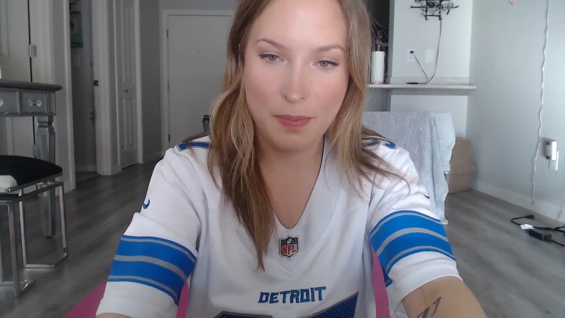 Gallery image thumbnail from AlexisWildest's myfreecams stream on, 01/18/2025, 21:20 image 4 of 20