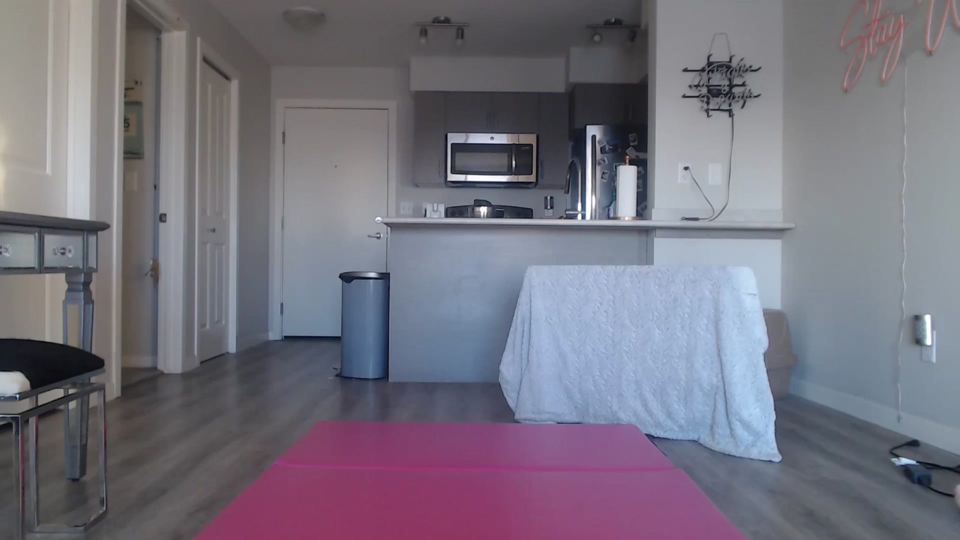 Gallery image thumbnail from AlexisWildest's myfreecams stream on, 01/19/2025, 23:35 image 9 of 20