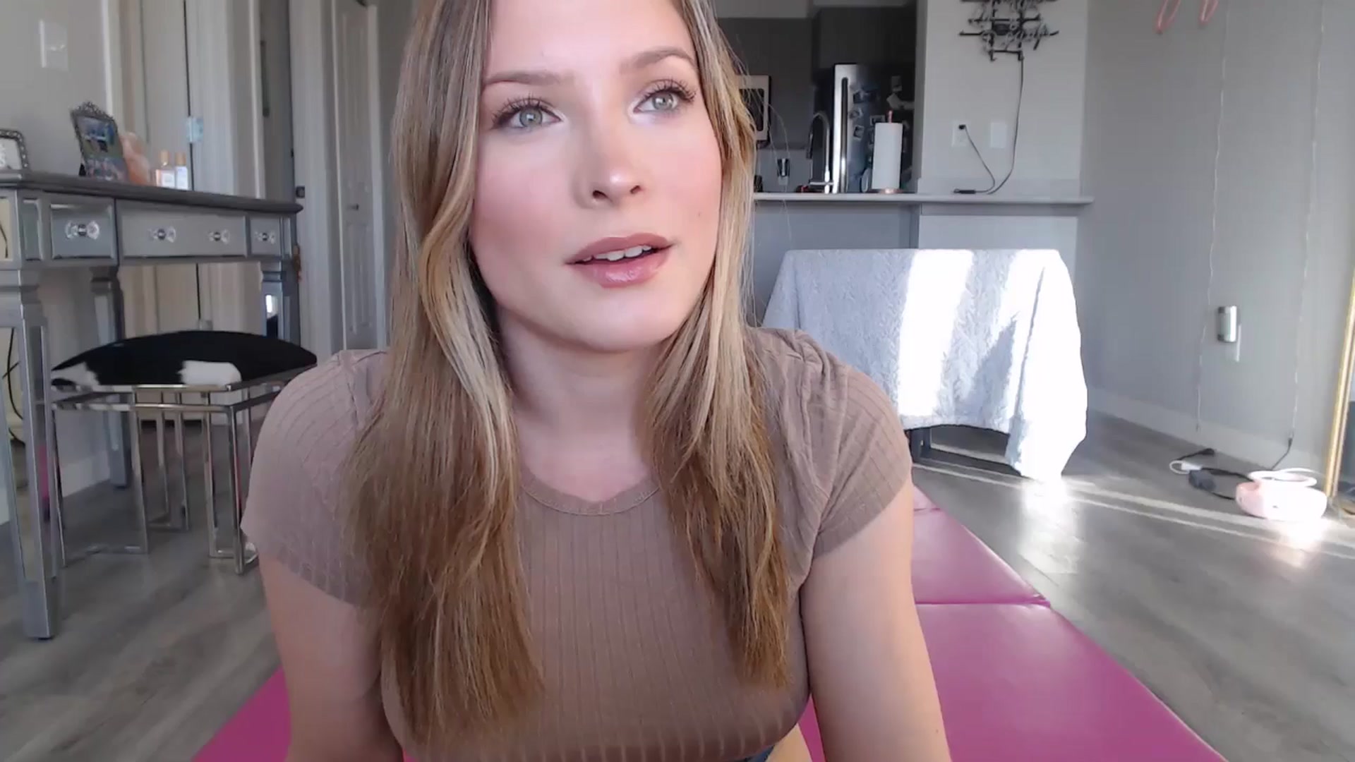Gallery image thumbnail from AlexisWildest's myfreecams stream on, 01/21/2025, 24:05 image 3 of 20