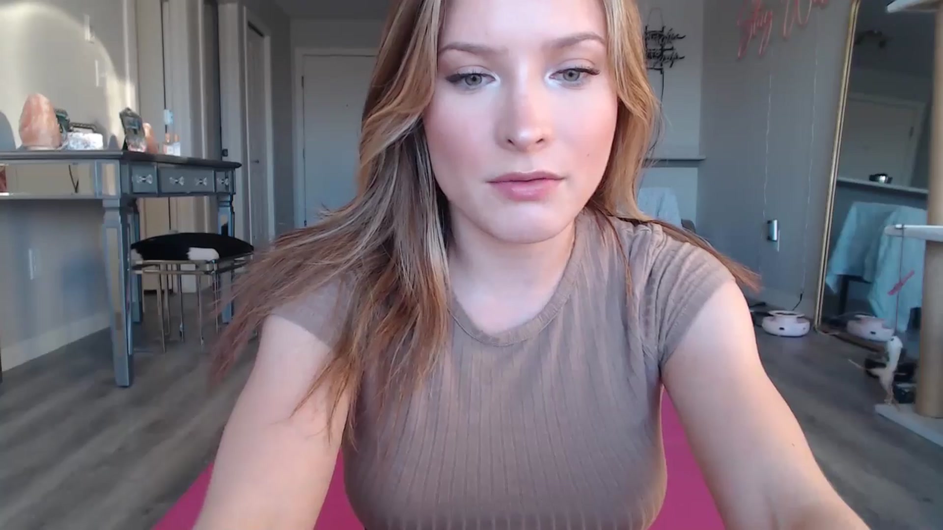 Gallery image thumbnail from AlexisWildest's myfreecams stream on, 01/21/2025, 24:05 image 12 of 20