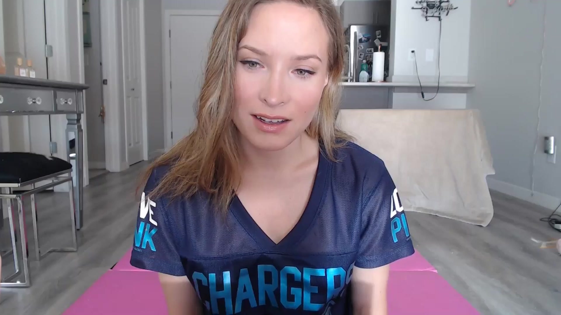 Gallery image thumbnail from AlexisWildest's myfreecams stream on, 01/26/2025, 19:34 image 6 of 20
