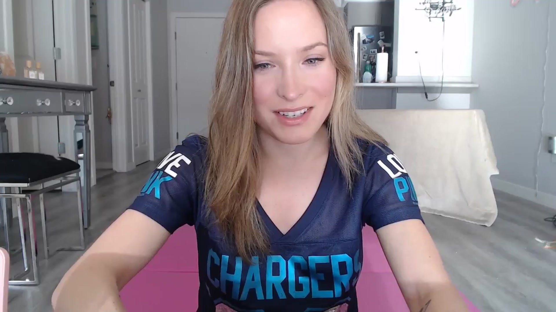 Gallery image thumbnail from AlexisWildest's myfreecams stream on, 01/26/2025, 22:25 image 2 of 20