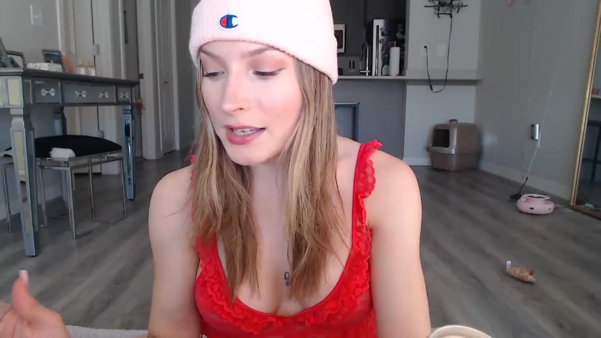 Gallery image thumbnail from AlexisWildest's myfreecams stream on, 02/04/2025, 24:47 image 7 of 20