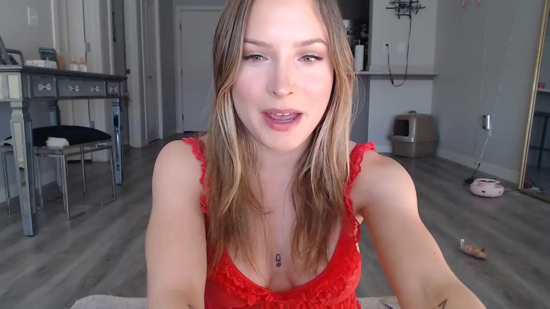 Gallery image thumbnail from AlexisWildest's myfreecams stream on, 02/04/2025, 24:47 image 1 of 20