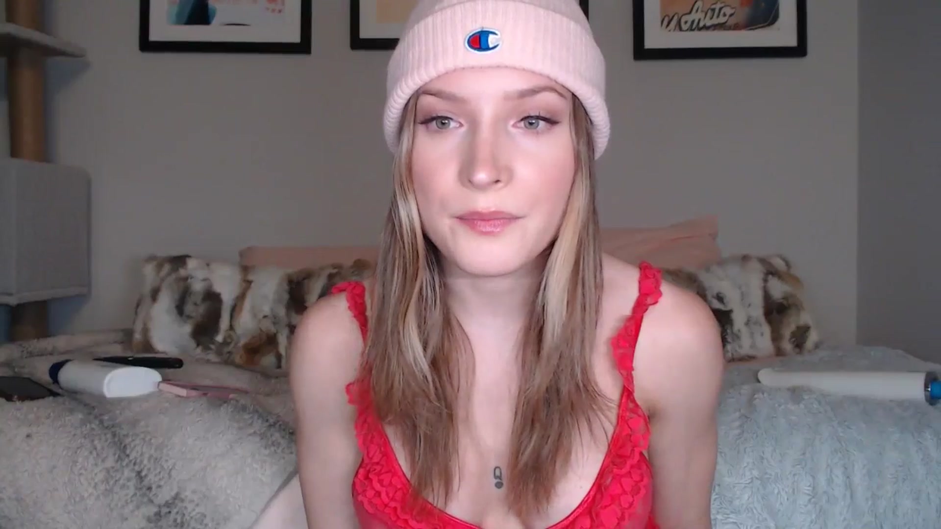 Gallery image thumbnail from AlexisWildest's myfreecams stream on, 02/04/2025, 24:47 image 20 of 20