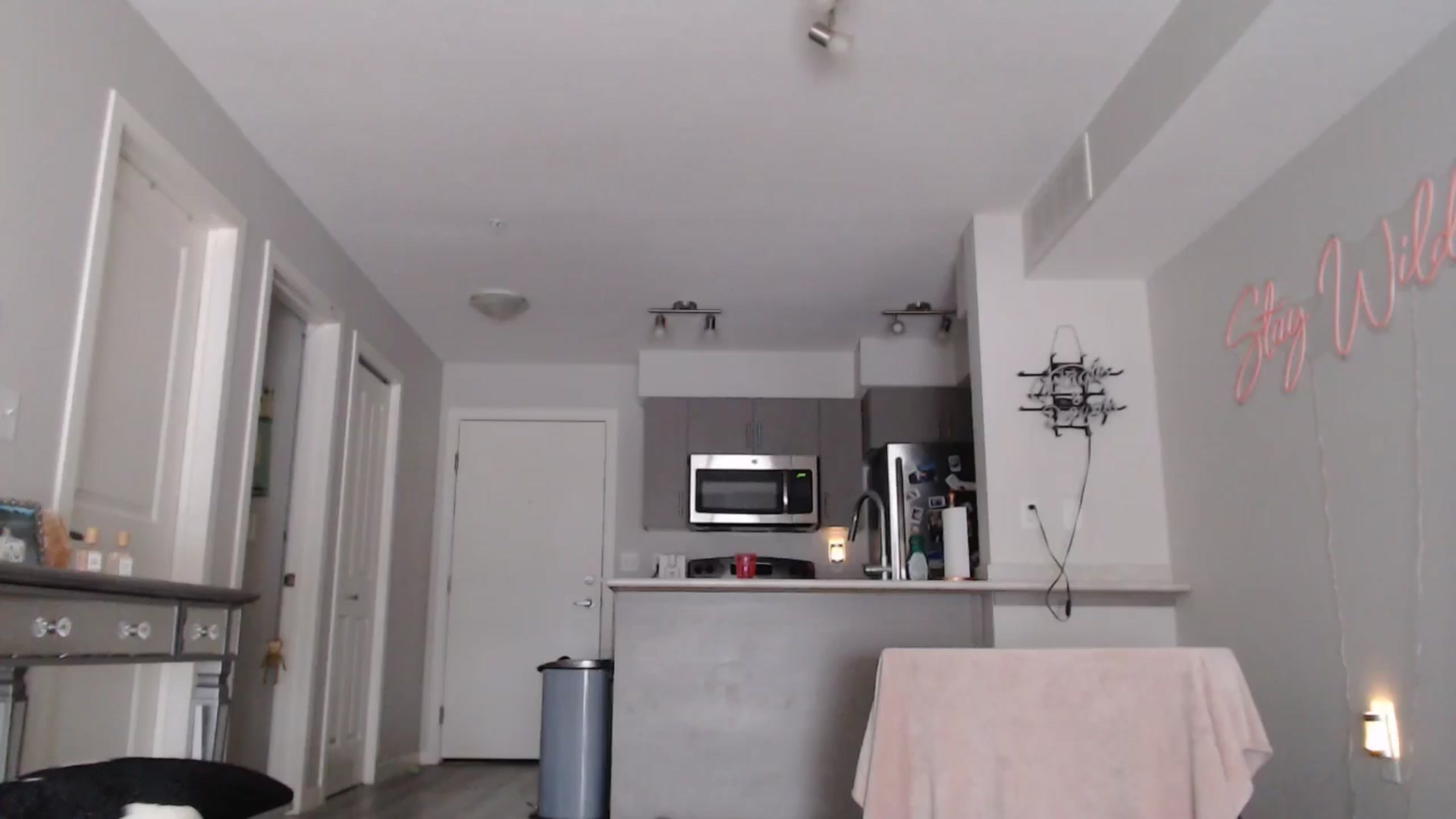 Gallery image thumbnail from AlexisWildest's myfreecams stream on, 02/06/2025, 24:30 image 4 of 20