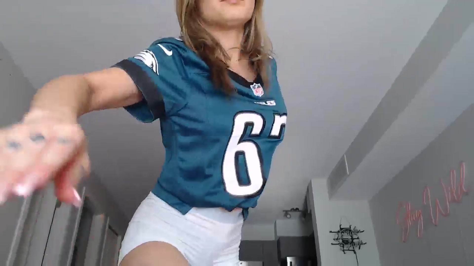 Gallery image thumbnail from AlexisWildest's myfreecams stream on, 02/09/2025, 22:07 image 3 of 20