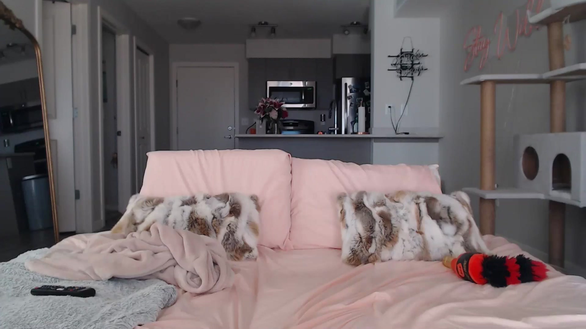Gallery image thumbnail from AlexisWildest's myfreecams stream on, 02/20/2025, 24:10 image 2 of 20