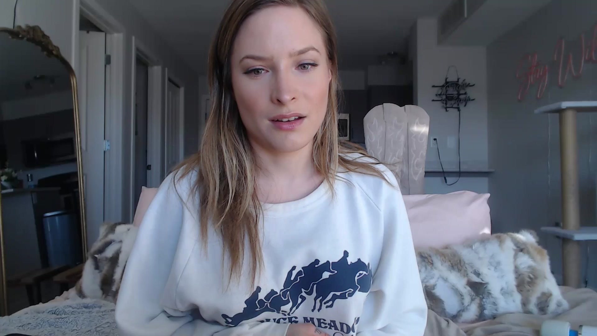 Gallery image thumbnail from AlexisWildest's myfreecams stream on, 03/06/2025, 24:05 image 9 of 20