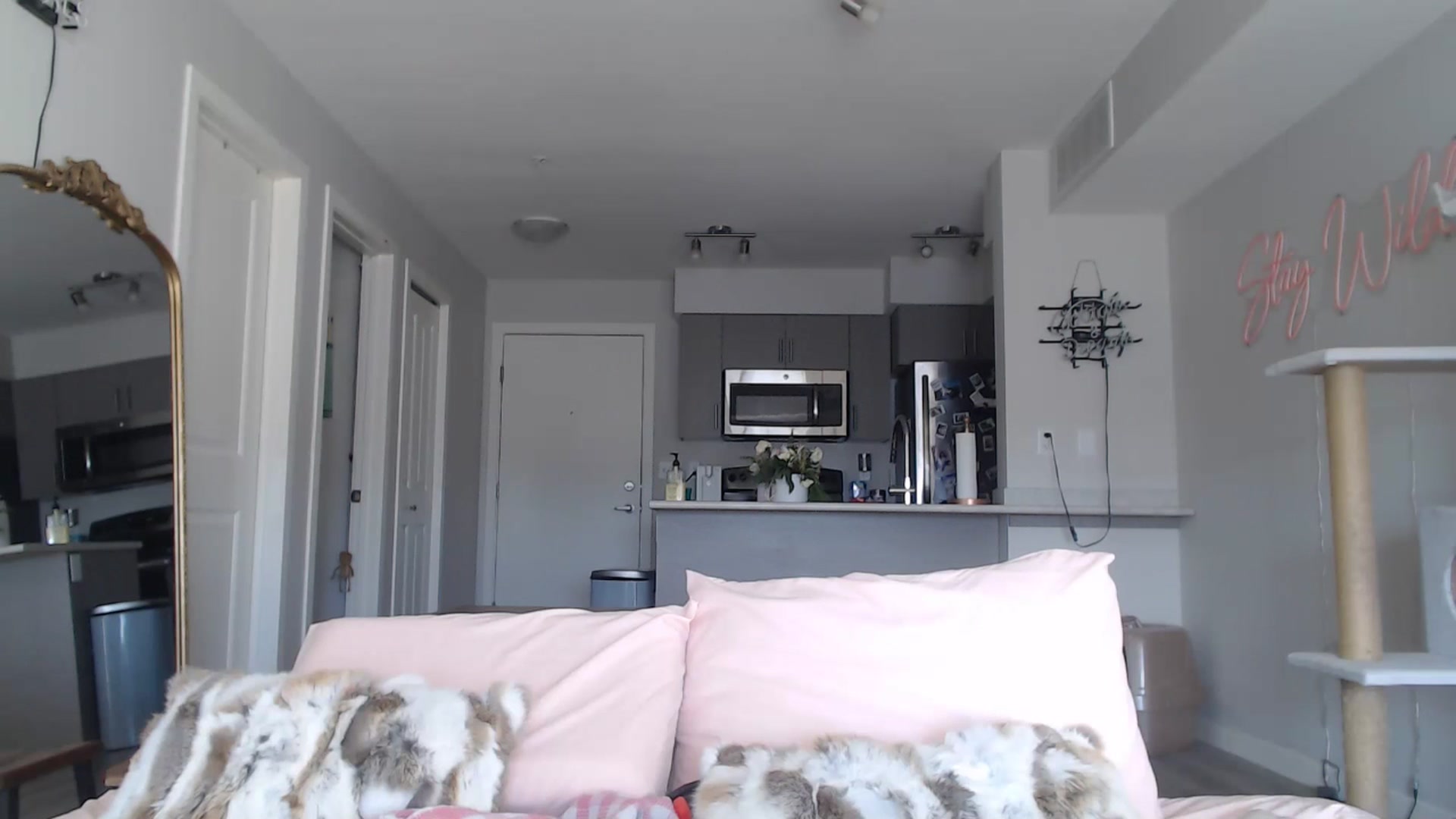 Gallery image thumbnail from AlexisWildest's myfreecams stream on, 03/08/2025, 23:30 image 16 of 20