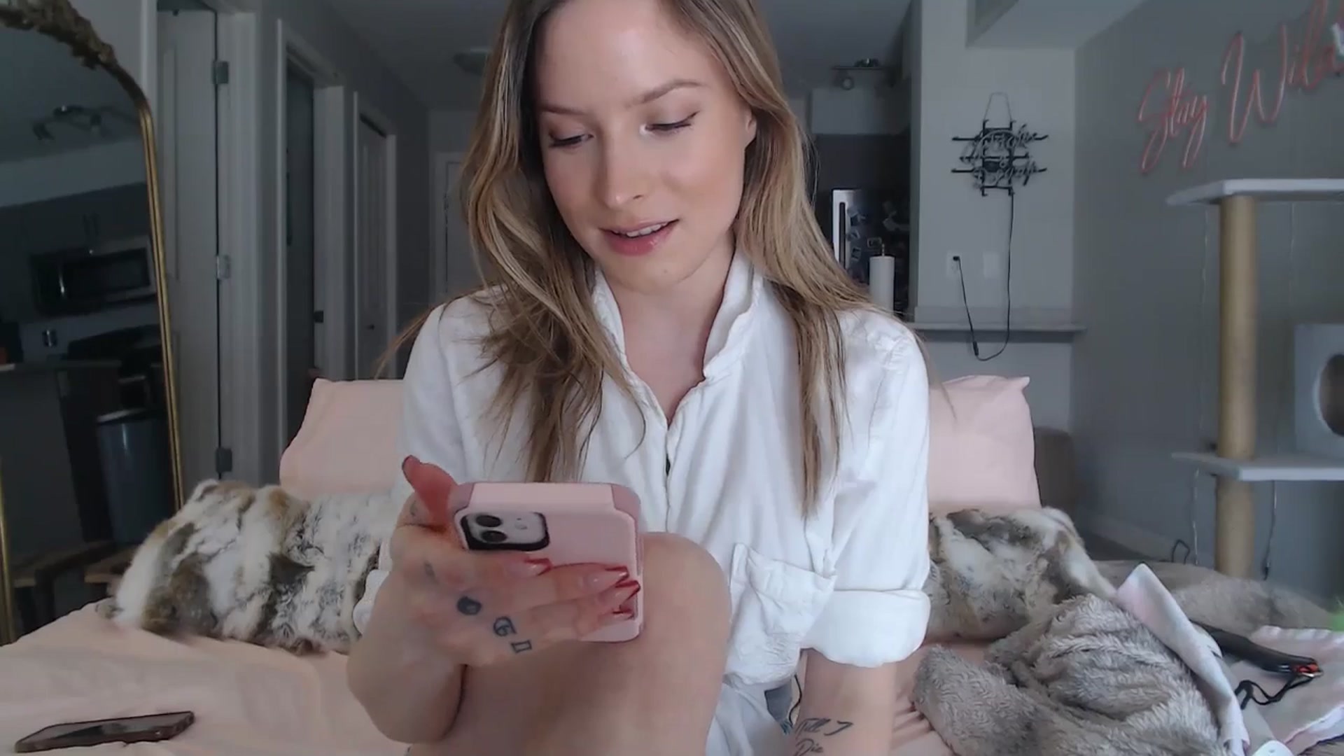 Gallery image thumbnail from AlexisWildest's myfreecams stream on, 03/15/2025, 21:48 image 15 of 20