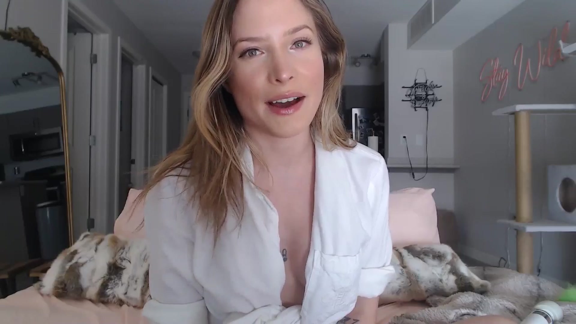 Gallery image thumbnail from AlexisWildest's myfreecams stream on, 03/15/2025, 21:48 image 3 of 20