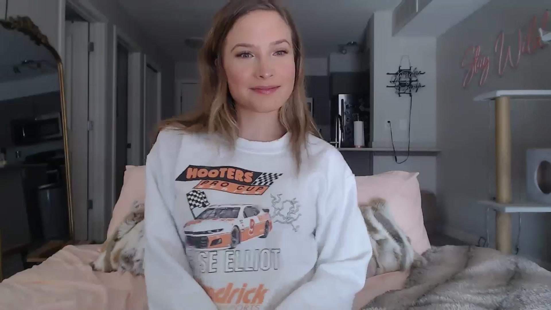 Gallery image thumbnail from AlexisWildest's myfreecams stream on, 03/16/2025, 20:14 image 7 of 20
