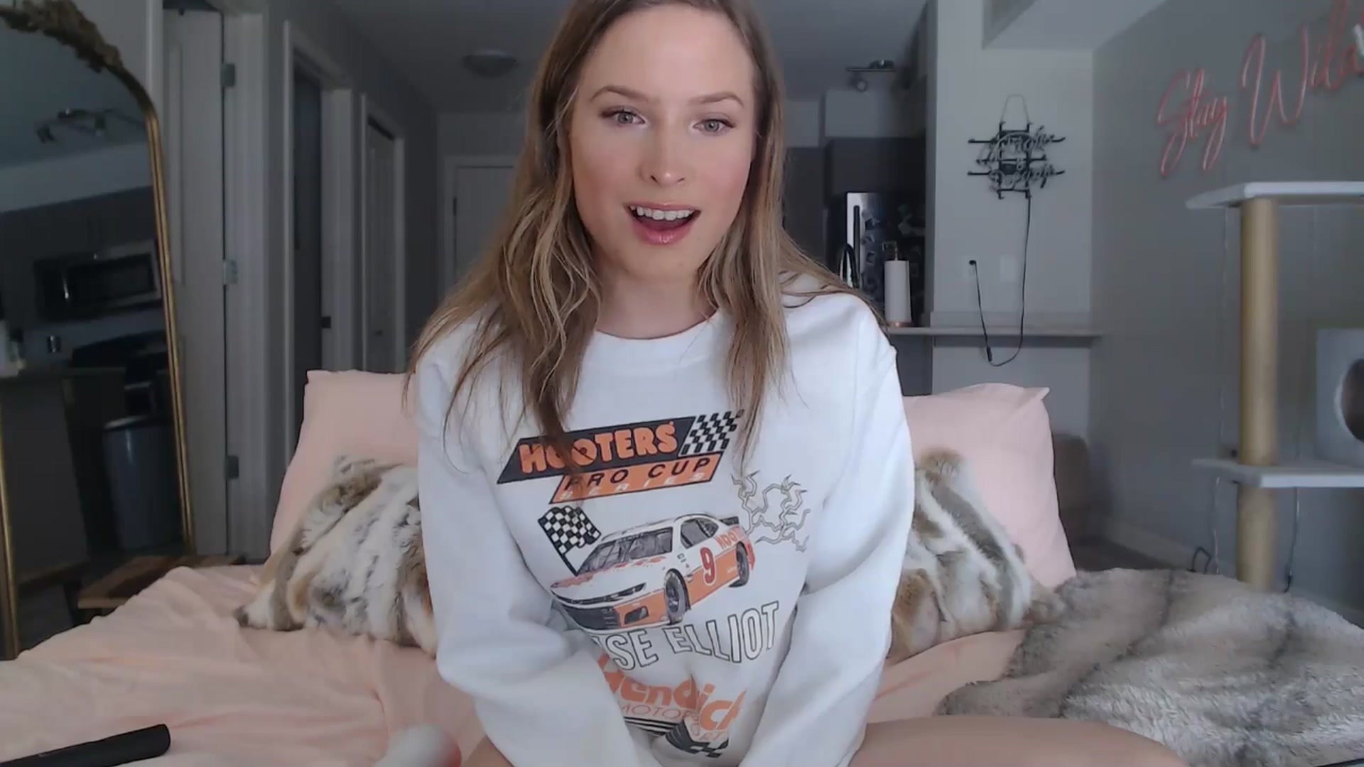 Gallery image thumbnail from AlexisWildest's myfreecams stream on, 03/16/2025, 20:14 image 3 of 20