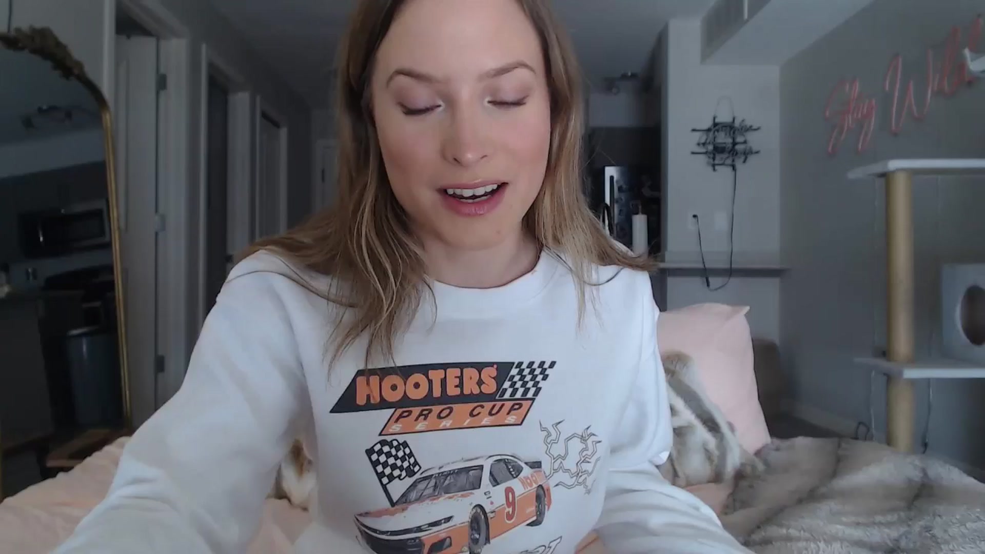Gallery image thumbnail from AlexisWildest's myfreecams stream on, 03/16/2025, 20:14 image 10 of 20