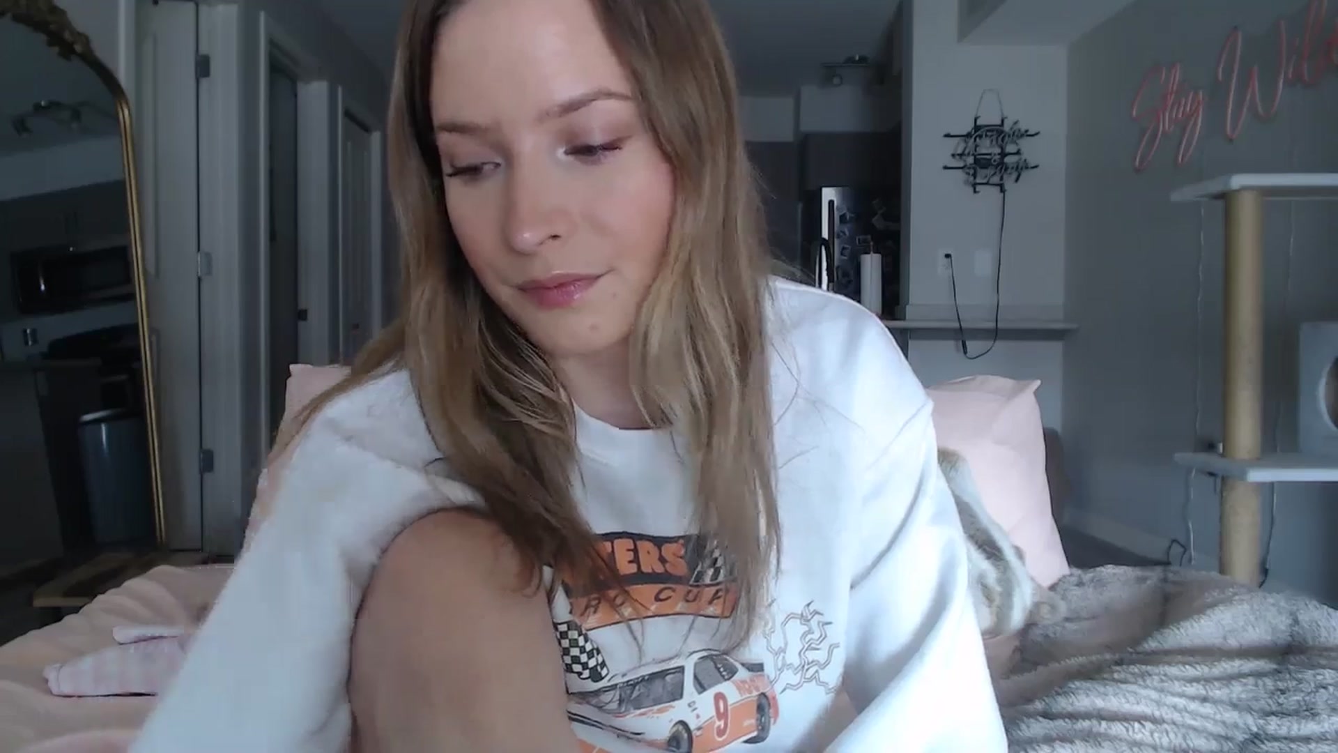 Gallery image thumbnail from AlexisWildest's myfreecams stream on, 03/16/2025, 21:18 image 10 of 20