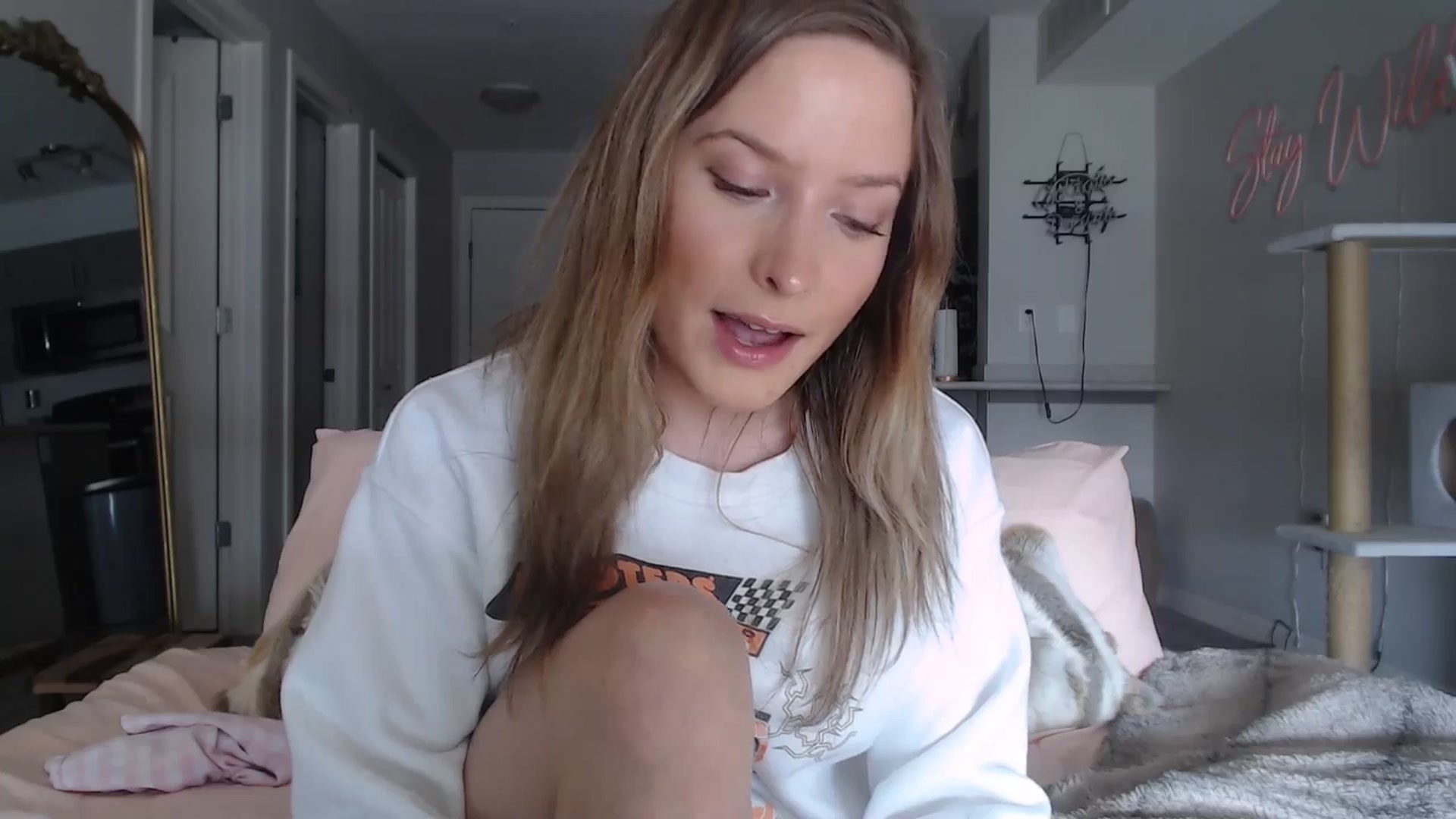 Gallery image thumbnail from AlexisWildest's myfreecams stream on, 03/16/2025, 21:18 image 11 of 20