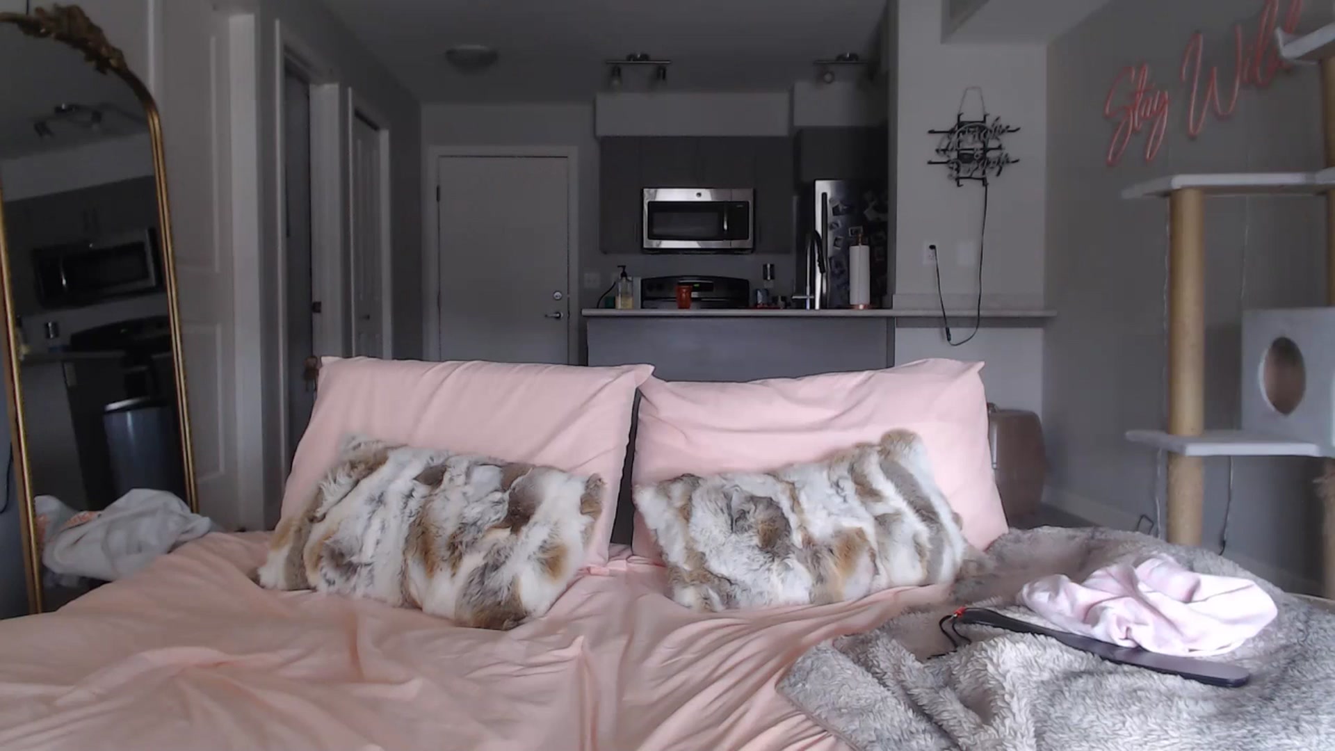 Gallery image thumbnail from AlexisWildest's myfreecams stream on, 03/16/2025, 22:40 image 1 of 20