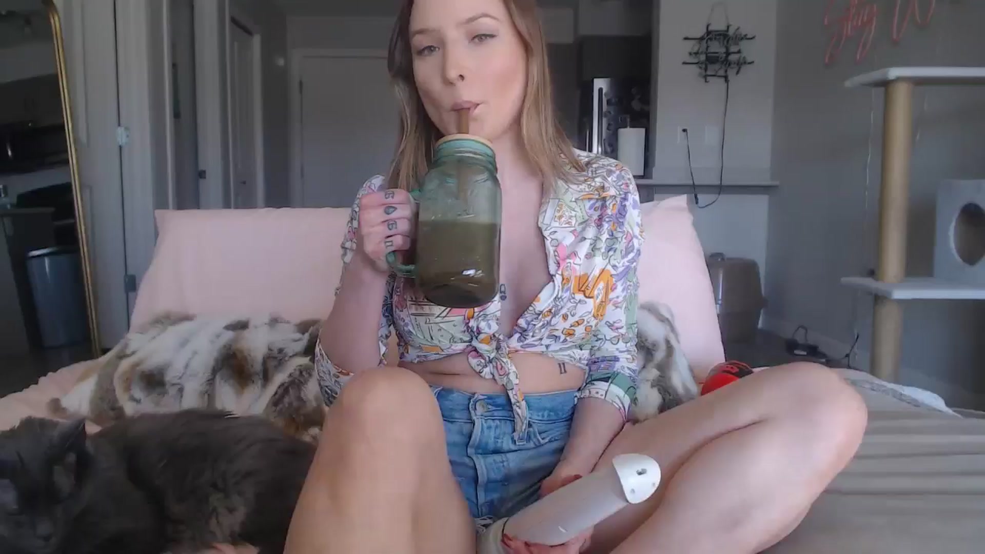 Gallery image thumbnail from AlexisWildest's myfreecams stream on, 03/20/2025, 24:04 image 11 of 20