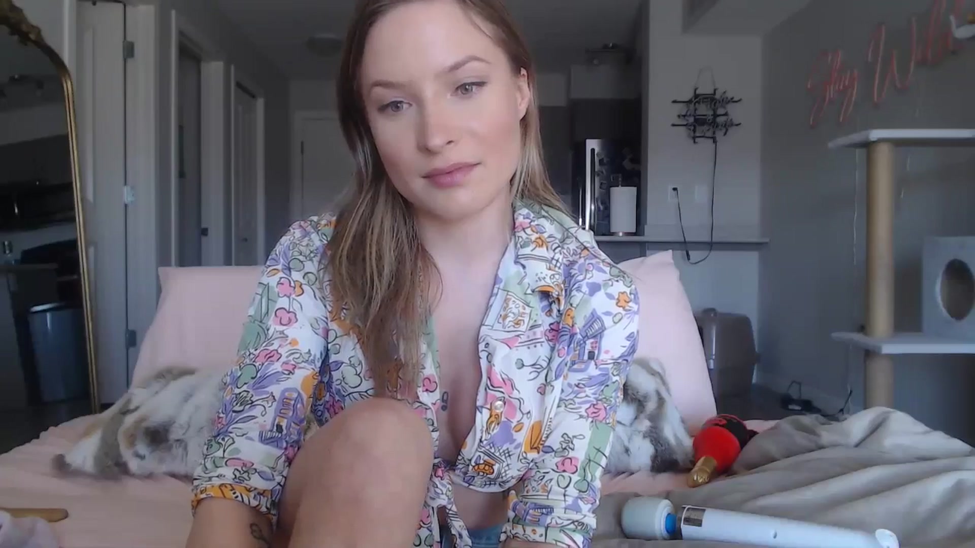 Gallery image thumbnail from AlexisWildest's myfreecams stream on, 03/20/2025, 24:04 image 17 of 20