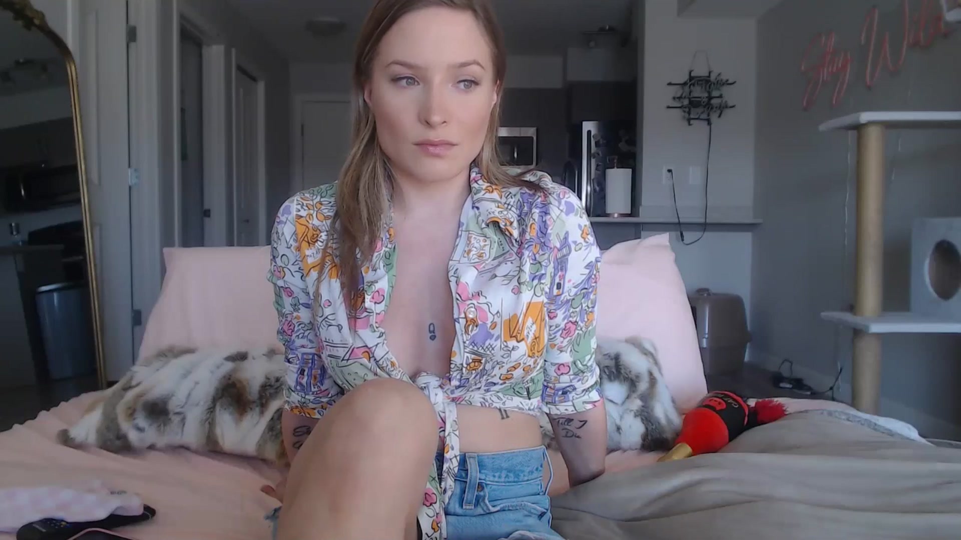 Gallery image thumbnail from AlexisWildest's myfreecams stream on, 03/20/2025, 24:04 image 9 of 20