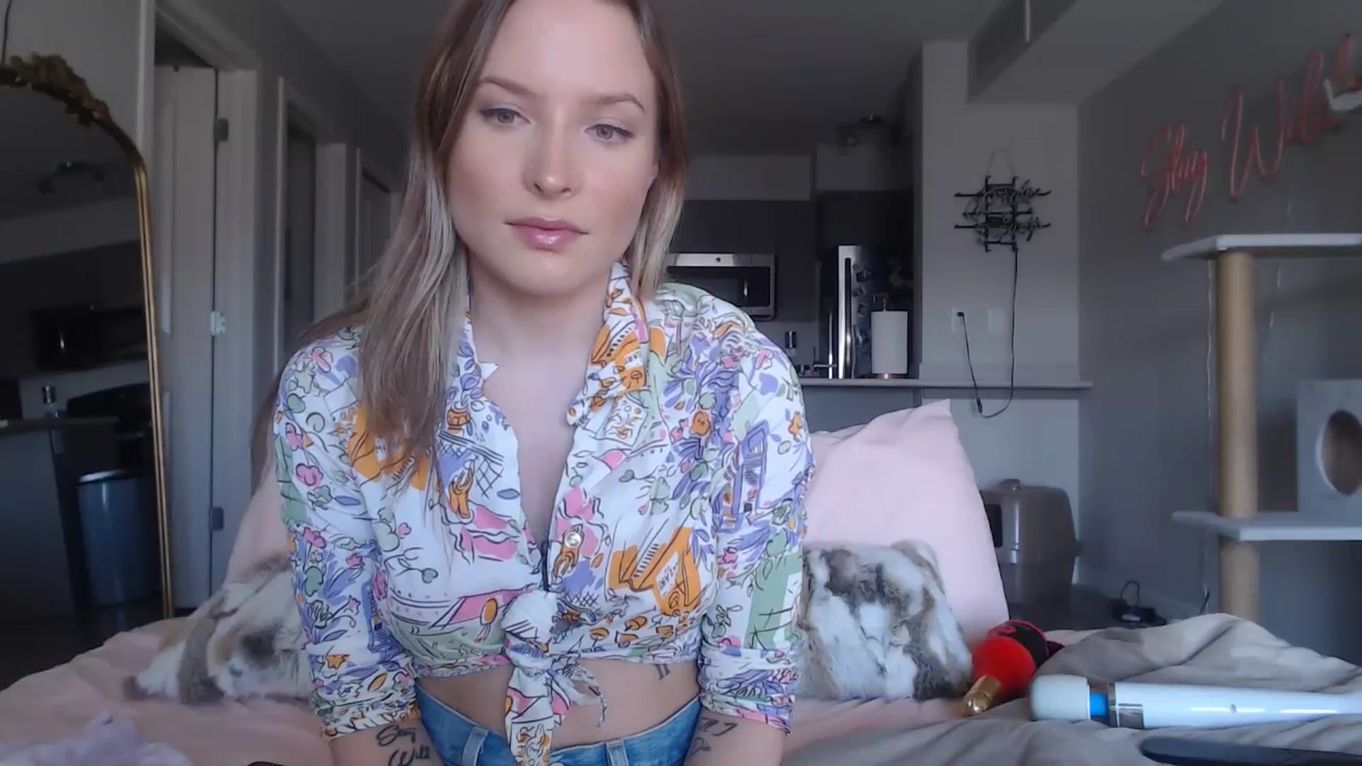 Gallery image thumbnail from AlexisWildest's myfreecams stream on, 03/20/2025, 01:00 image 6 of 20