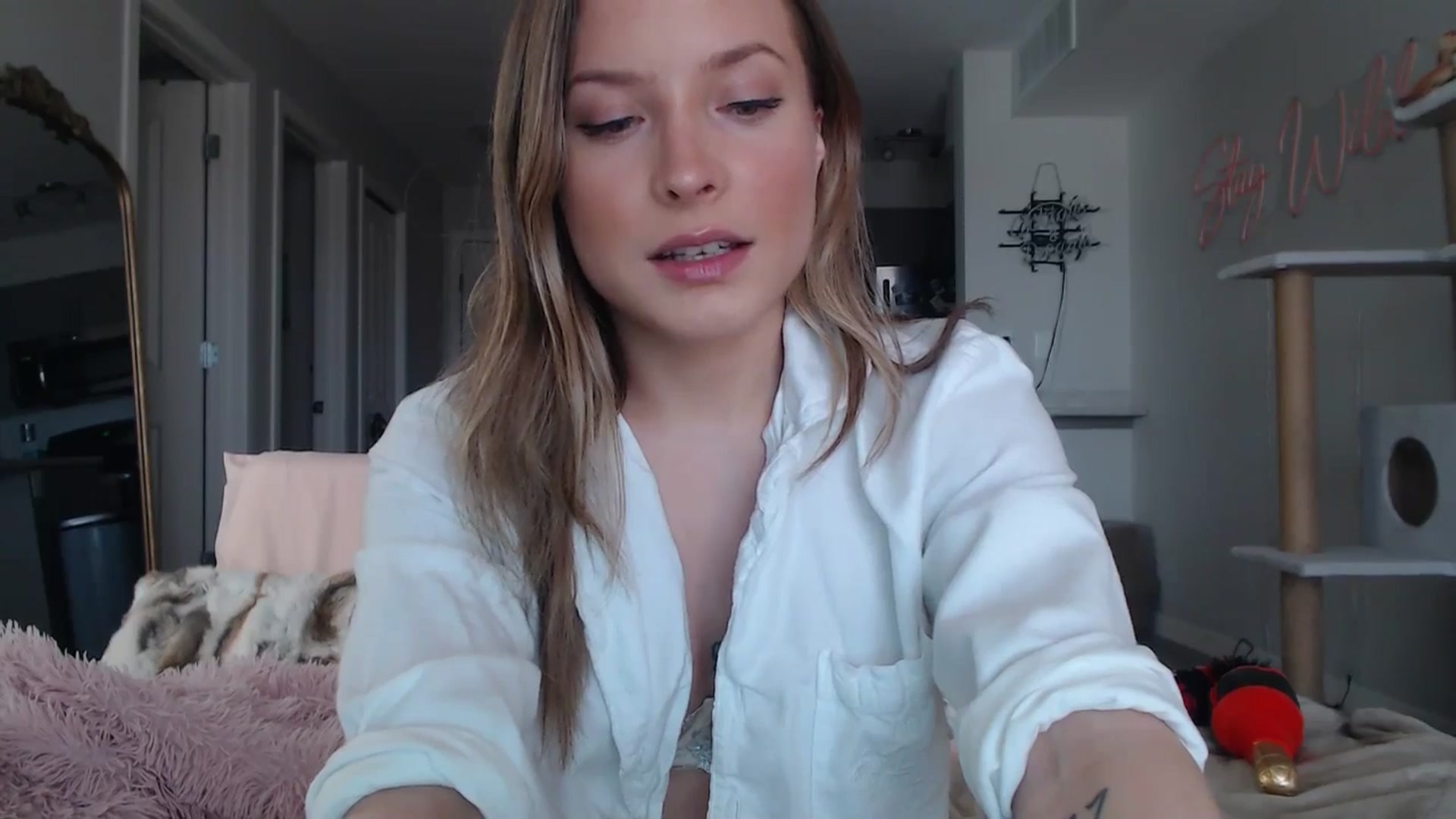 Gallery image thumbnail from AlexisWildest's myfreecams stream on, 03/22/2025, 19:21 image 7 of 20