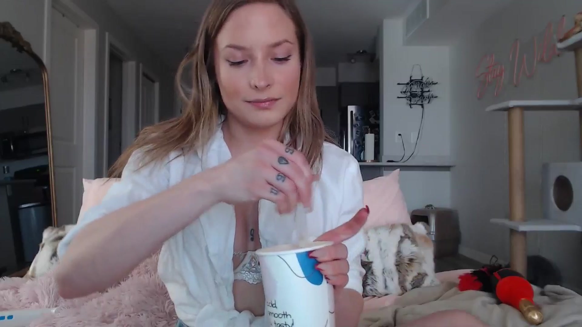Gallery image thumbnail from AlexisWildest's myfreecams stream on, 03/22/2025, 19:48 image 19 of 20