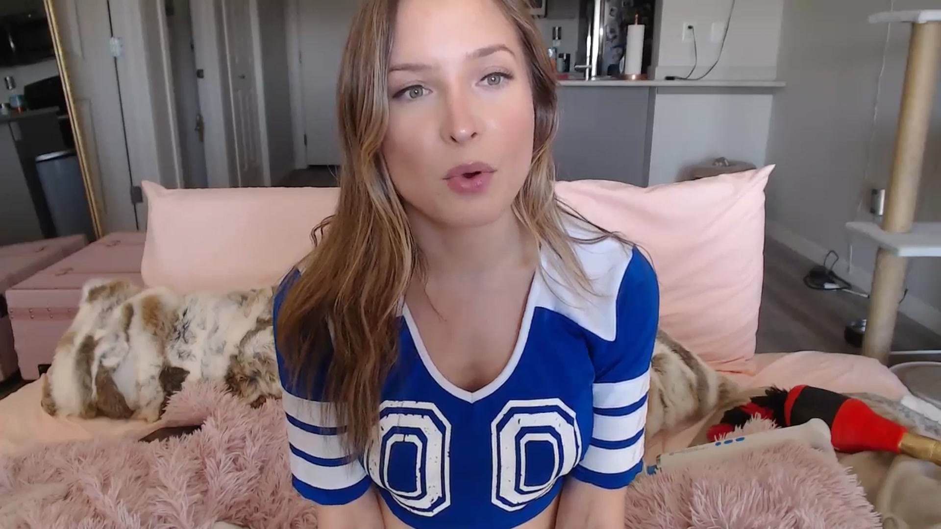 Gallery image thumbnail from AlexisWildest's myfreecams stream on, 03/23/2025, 22:27 image 5 of 20