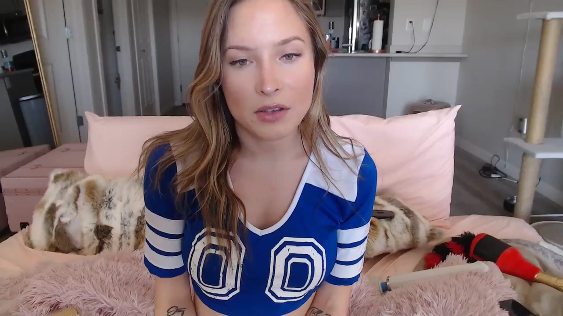Gallery image thumbnail from AlexisWildest's myfreecams stream on, 03/23/2025, 22:27 image 8 of 20