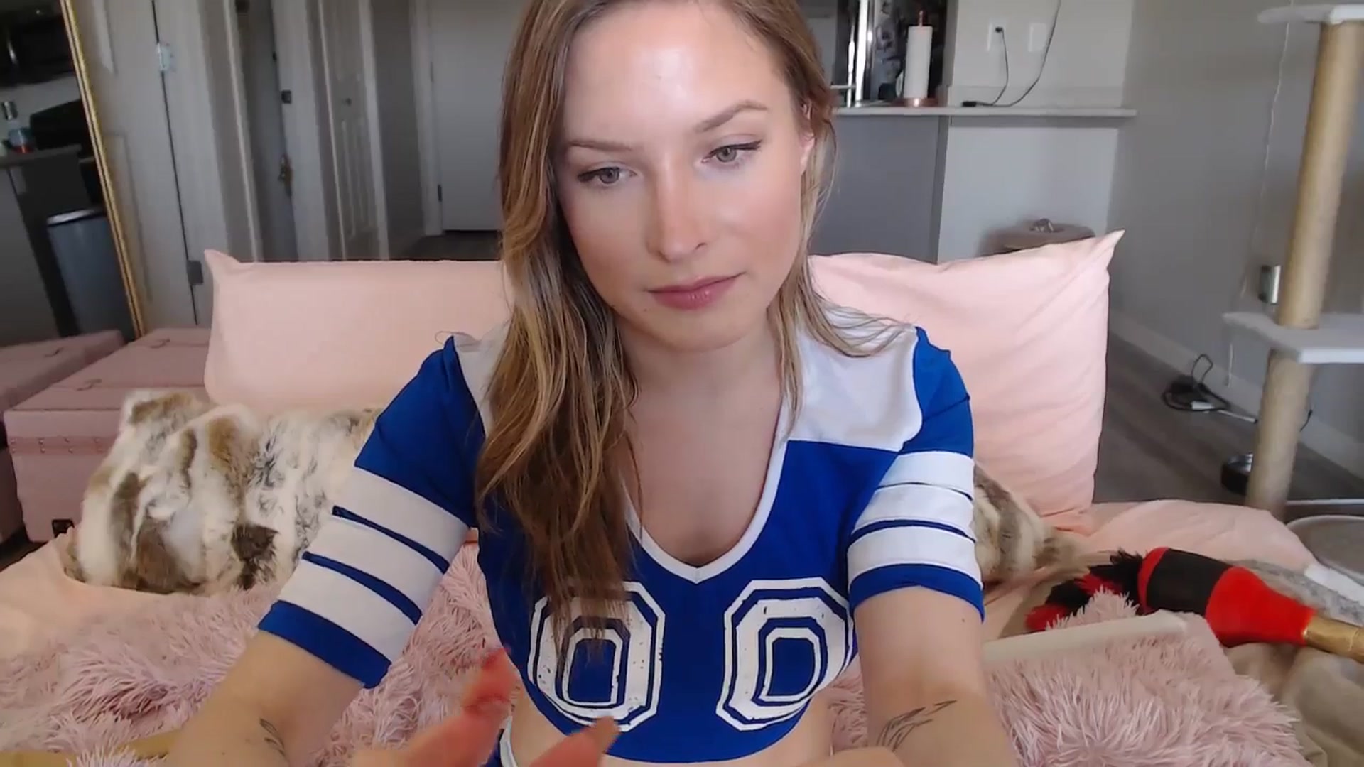 Gallery image thumbnail from AlexisWildest's myfreecams stream on, 03/23/2025, 22:27 image 6 of 20