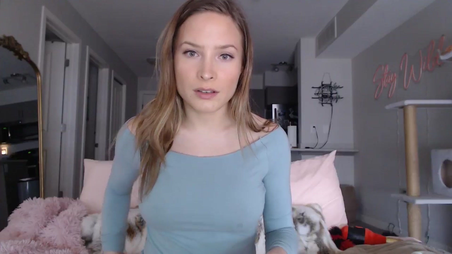 Gallery image thumbnail from AlexisWildest's myfreecams stream on, 03/25/2025, 01:05 image 11 of 20