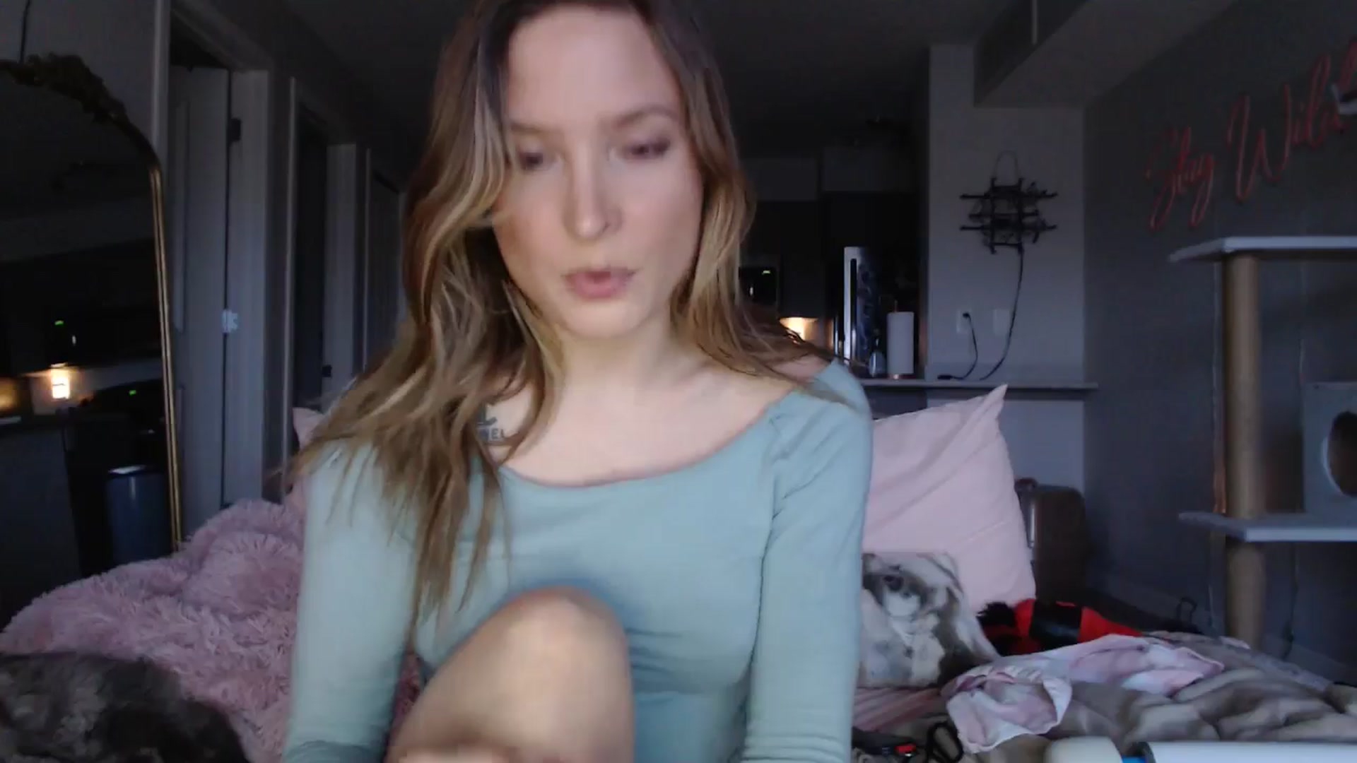 Gallery image thumbnail from AlexisWildest's myfreecams stream on, 03/25/2025, 01:27 image 5 of 20