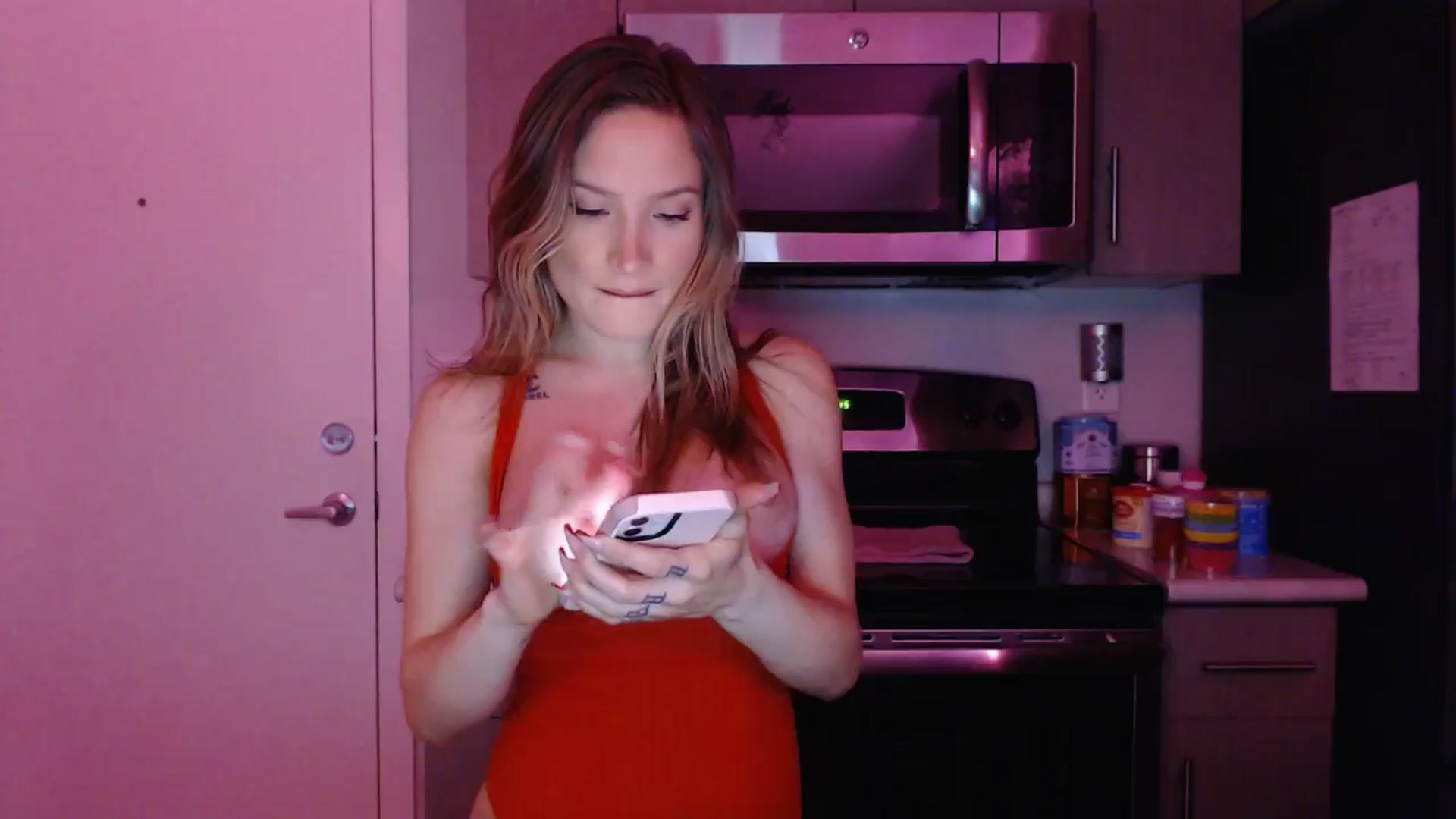 Gallery image thumbnail from AlexisWildest's myfreecams stream on, 03/29/2025, 02:57 image 20 of 20
