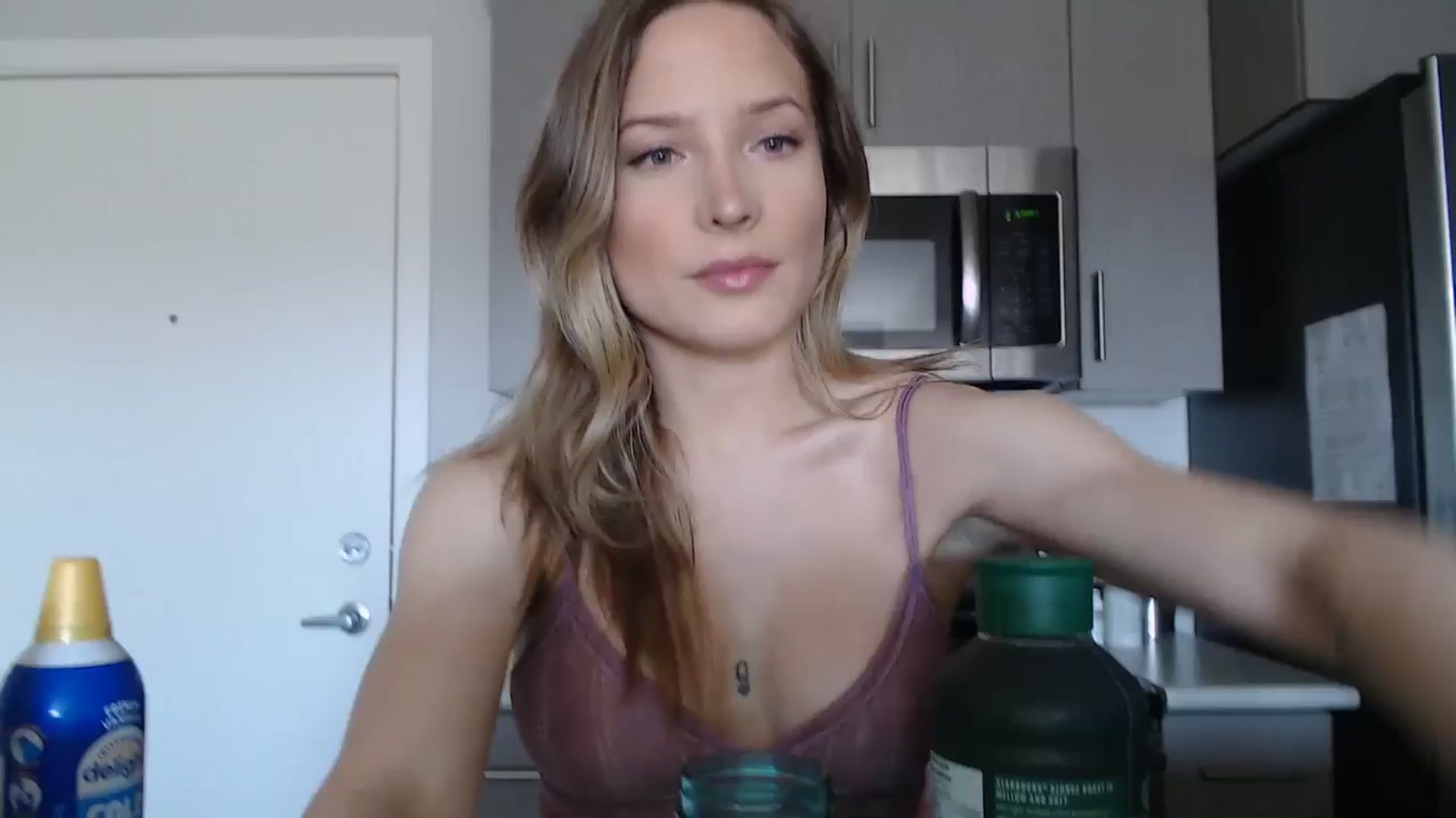 Gallery image thumbnail from AlexisWildest's myfreecams stream on, 04/05/2025, 02:25 image 1 of 20