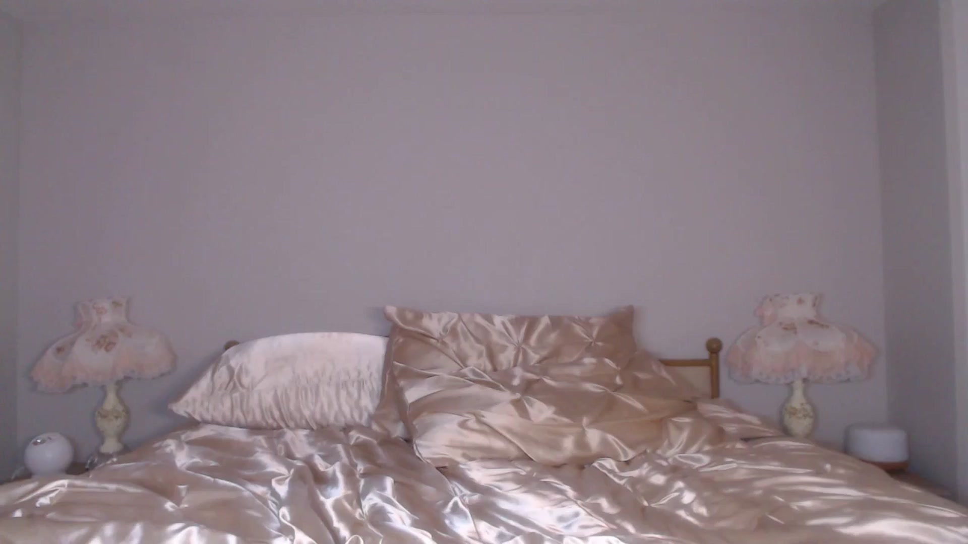 Gallery image thumbnail from AlexisWildest's myfreecams stream on, 04/12/2025, 03:55 image 18 of 20