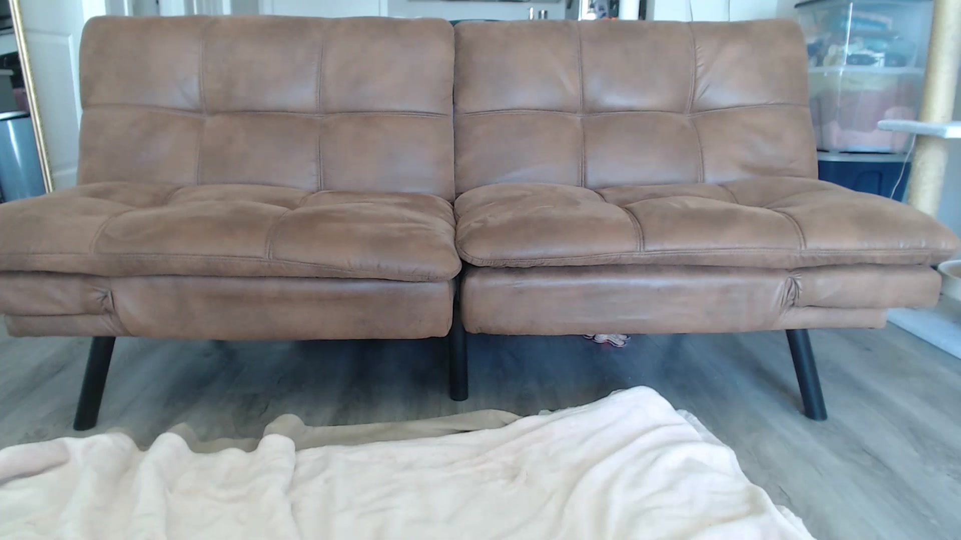 Gallery image thumbnail from AlexisWildest's myfreecams stream on, 04/15/2025, 02:31 image 6 of 20