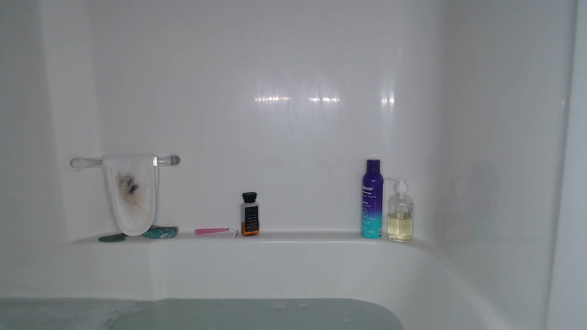 Gallery image thumbnail from AlexisWildest's myfreecams stream on, 04/20/2025, 23:00 image 7 of 20