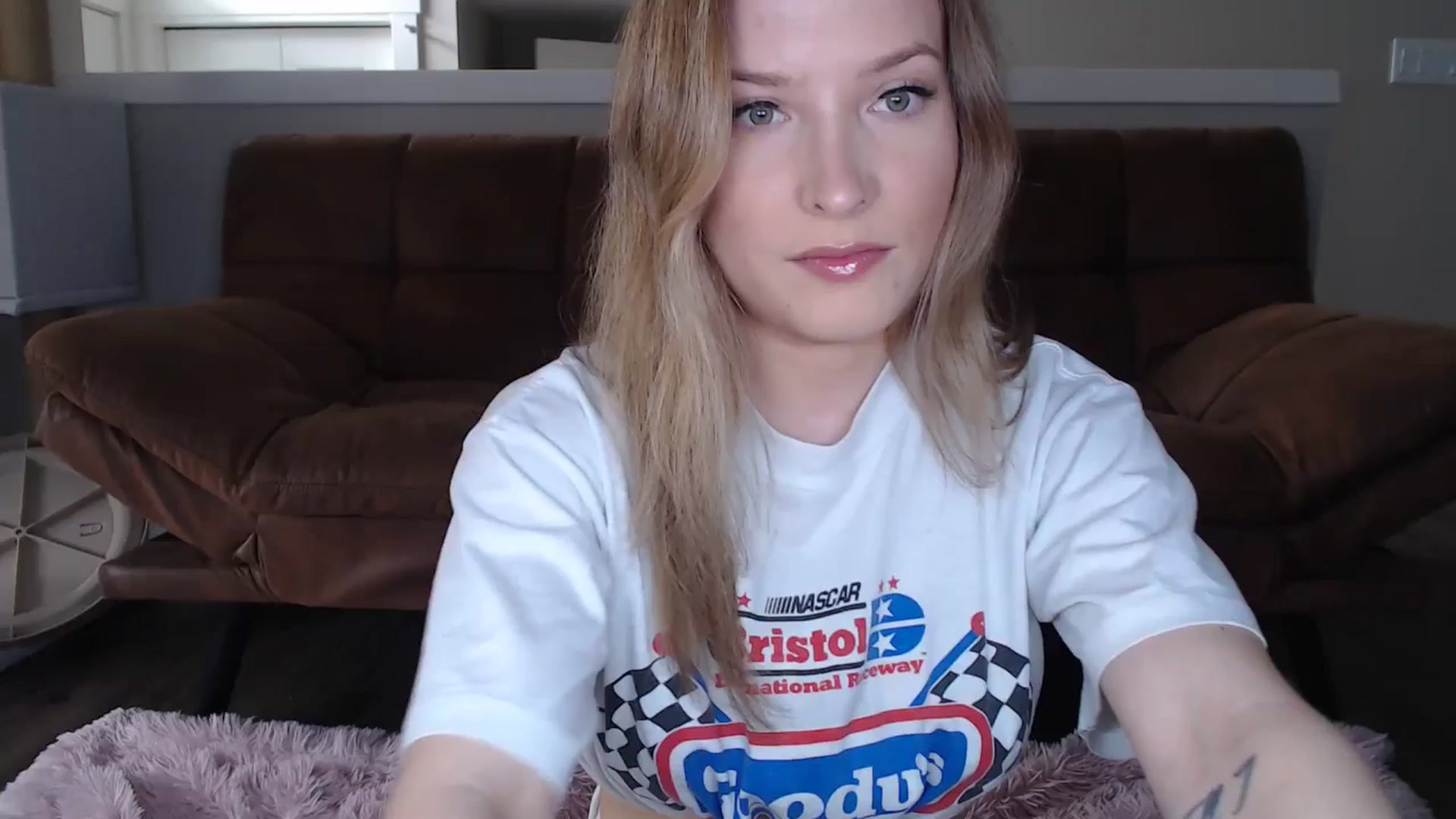 Gallery image thumbnail from AlexisWildest's myfreecams stream on, 05/11/2025, 22:01 image 1 of 20