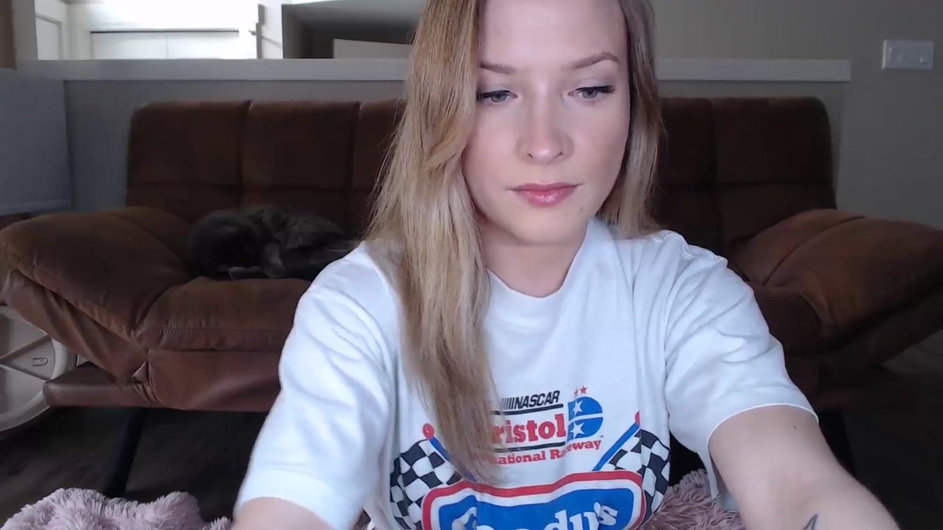 Gallery image thumbnail from AlexisWildest's myfreecams stream on, 05/11/2025, 22:01 image 7 of 20