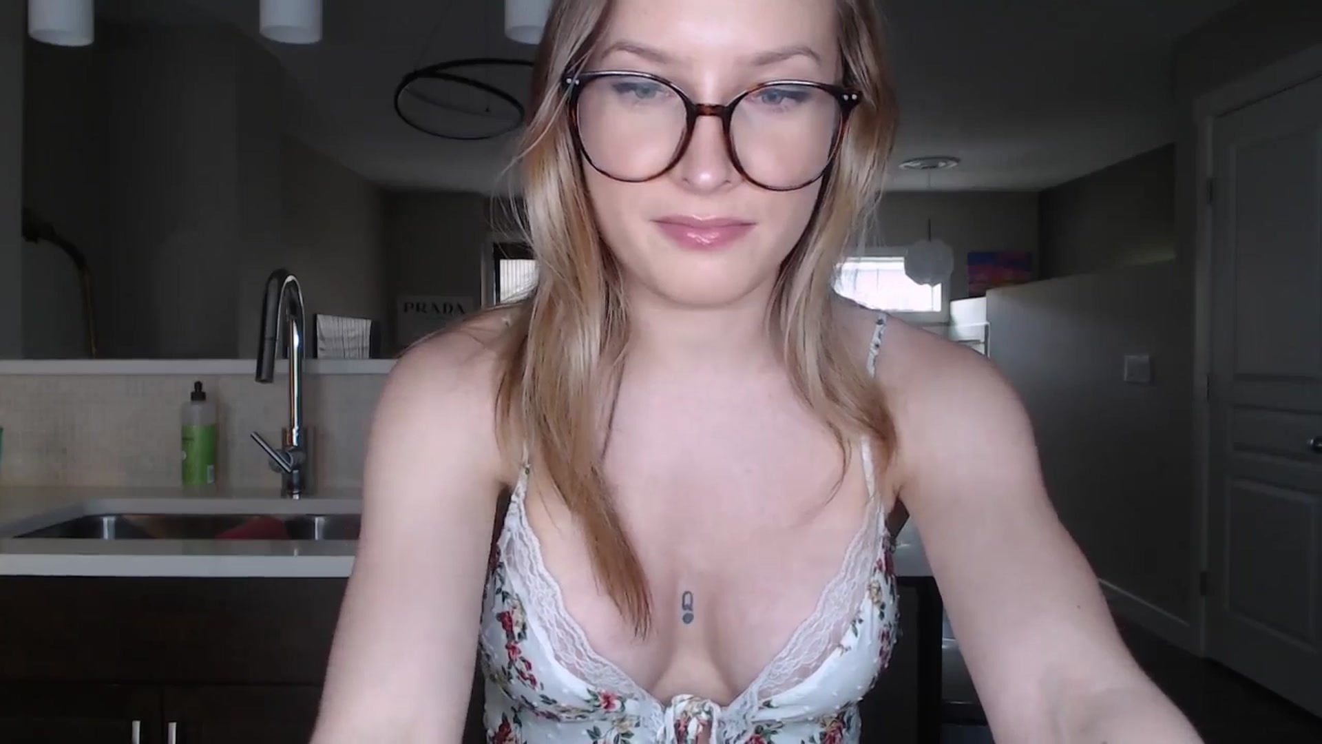 Gallery image thumbnail from AlexisWildest's myfreecams stream on, 05/24/2025, 02:53 image 15 of 20