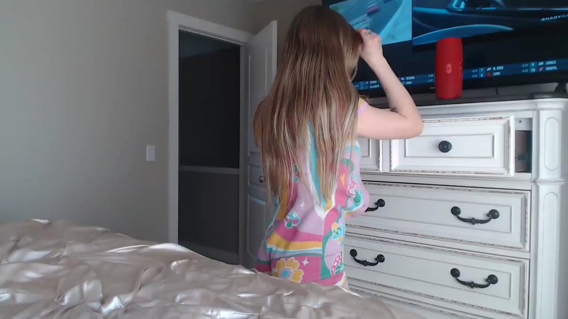 Gallery image thumbnail from AlexisWildest's myfreecams stream on, 05/24/2025, 22:58 image 10 of 20