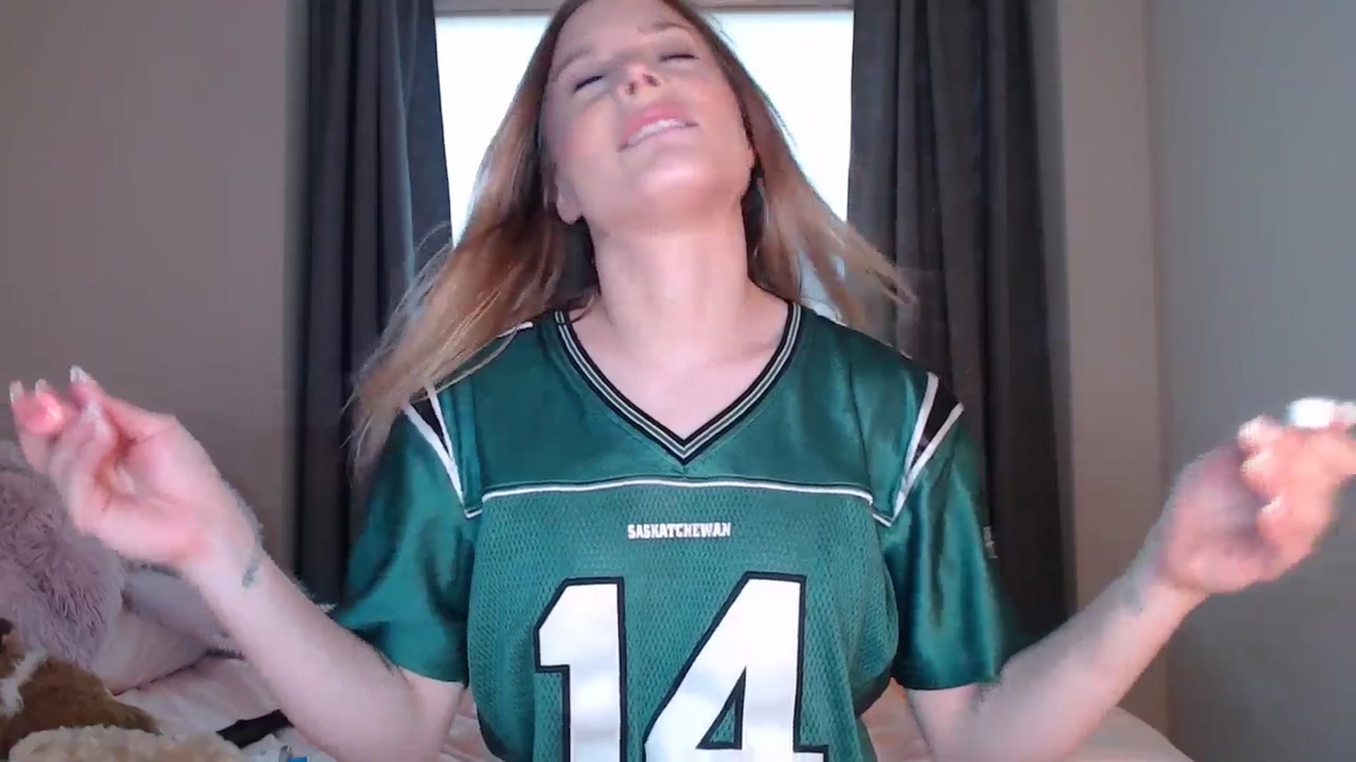 Gallery image thumbnail from AlexisWildest's myfreecams stream on, 06/06/2025, 04:15 image 8 of 20