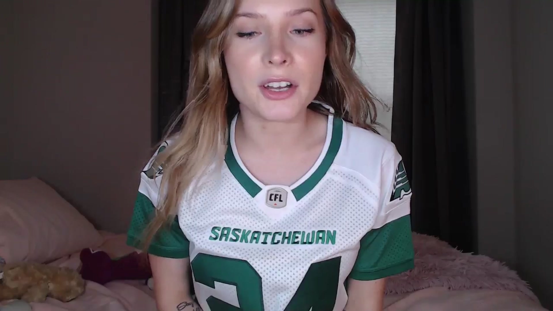 Gallery image thumbnail from AlexisWildest's myfreecams stream on, 06/21/2025, 02:42 image 6 of 20