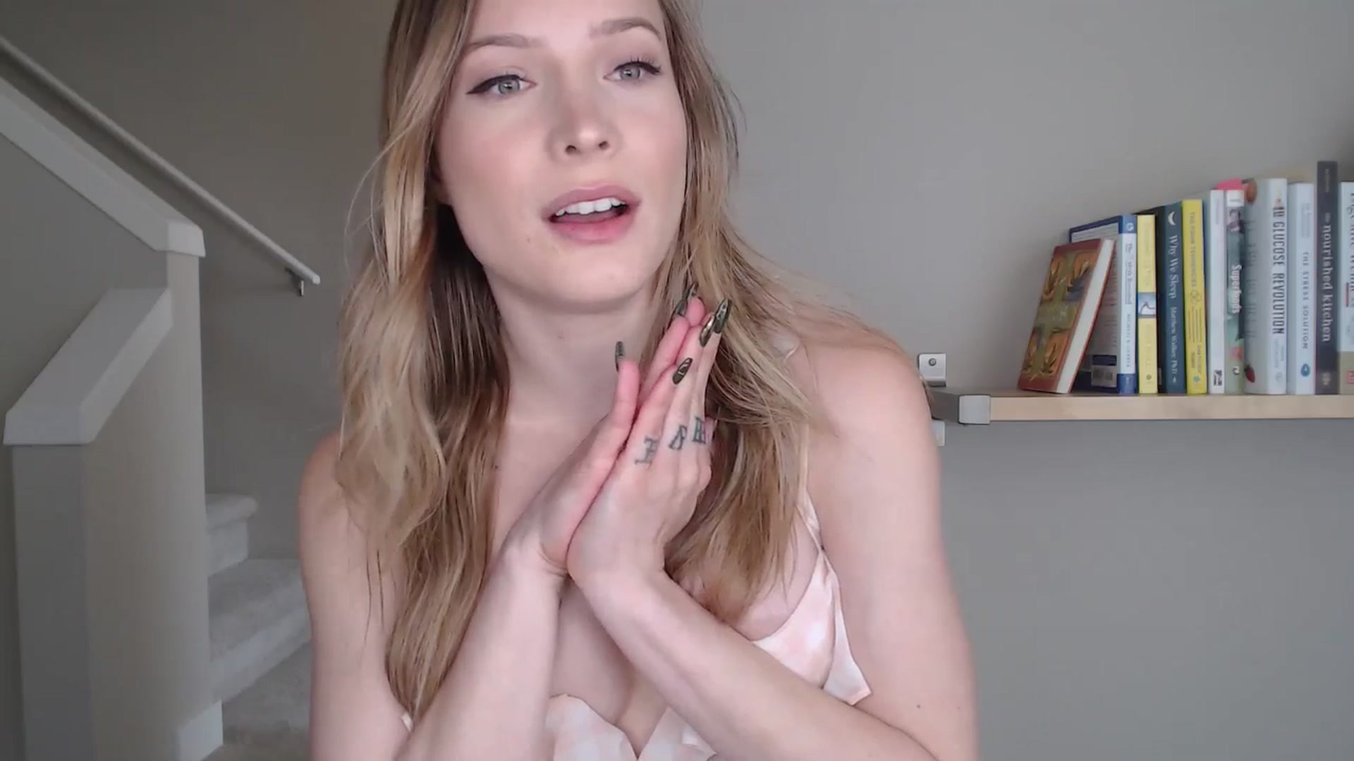 Gallery image thumbnail from AlexisWildest's myfreecams stream on, 06/29/2025, 20:10 image 3 of 20