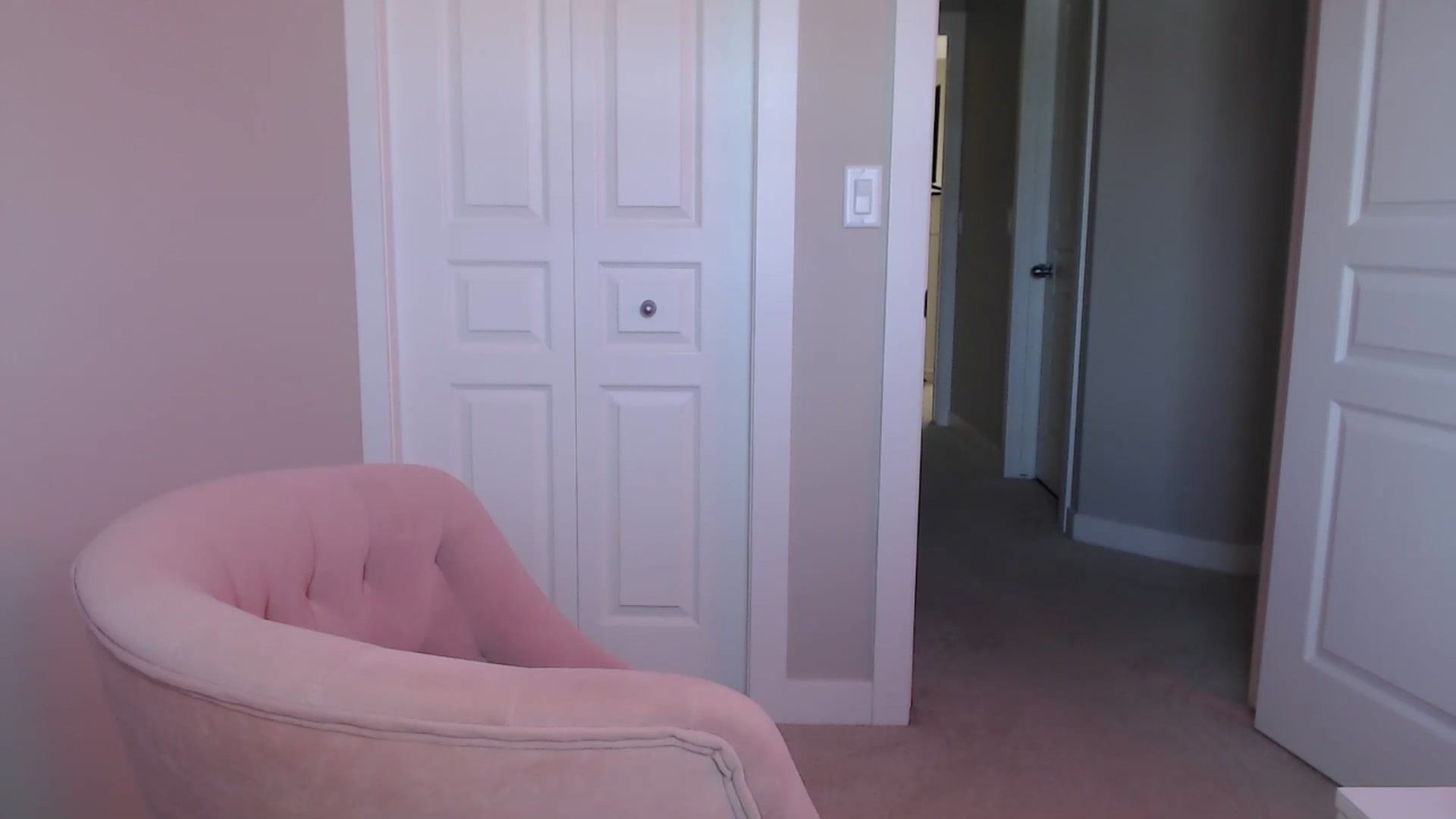 Gallery image thumbnail from AlexisWildest's myfreecams stream on, 07/01/2025, 02:25 image 8 of 20
