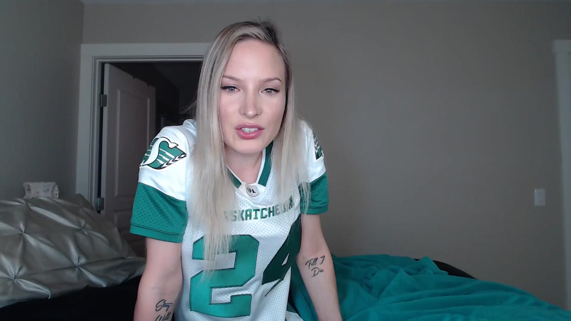 Gallery image thumbnail from AlexisWildest's myfreecams stream on, 07/13/2025, 24:37 image 9 of 20