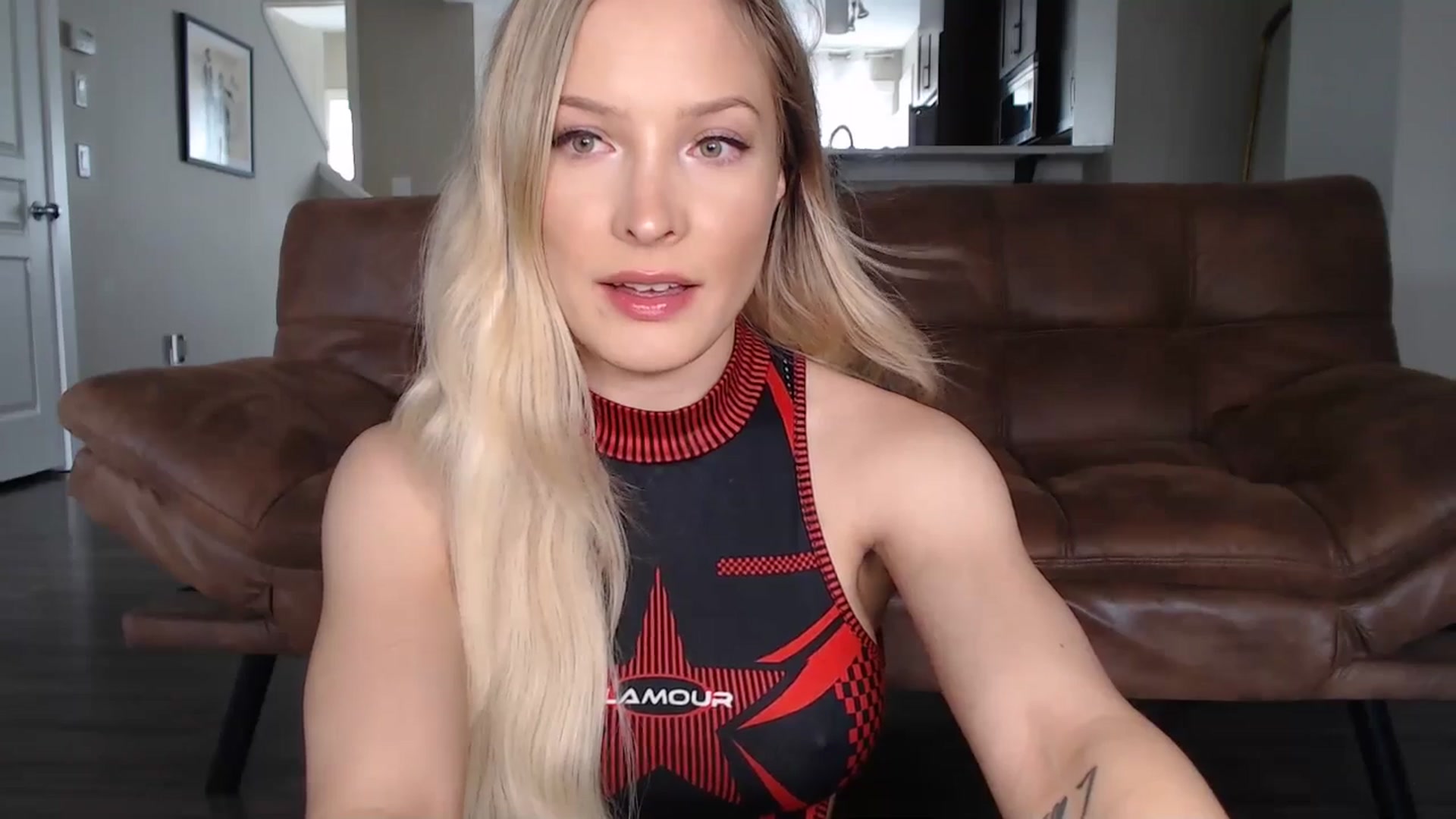 Gallery image thumbnail from AlexisWildest's myfreecams stream on, 07/27/2025, 21:54 image 17 of 20