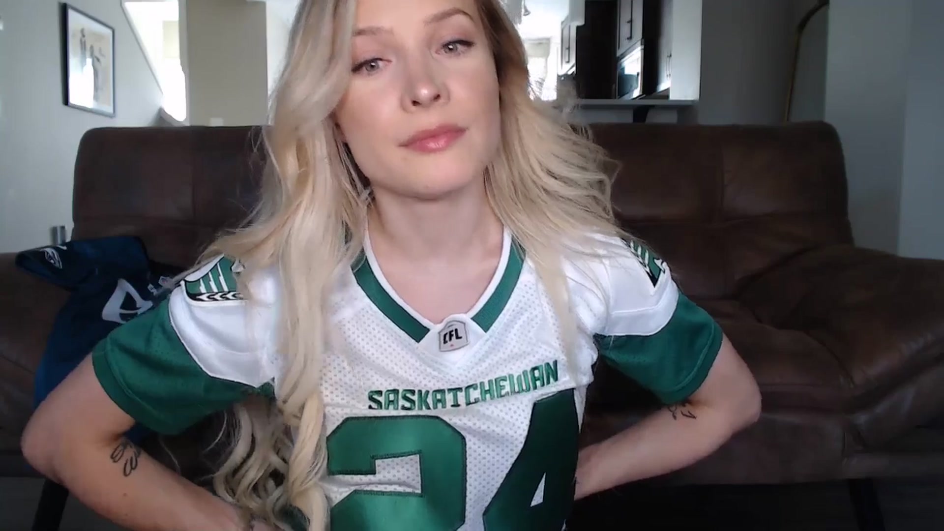 Gallery image thumbnail from AlexisWildest's myfreecams stream on, 08/03/2025, 24:50 image 9 of 20